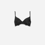 Glatki grudnjak s čipkastim detaljima